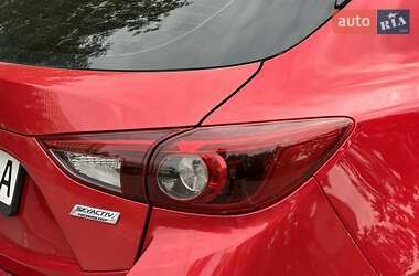 Хэтчбек Mazda 3 2017 в Виннице фото 12 Хэтчбек Mazda 3 2017 в Виннице