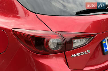 Хэтчбек Mazda 3 2017 в 