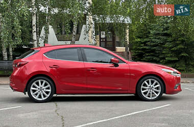 Хэтчбек Mazda 3 2017 в 