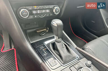 Хэтчбек Mazda 3 2017 в 