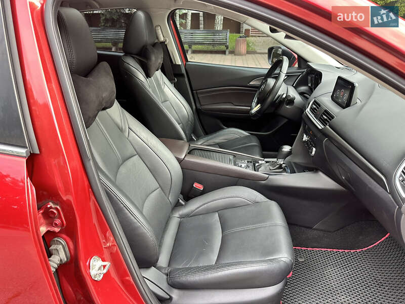 Хэтчбек Mazda 3 2017 в Виннице фото 53 Хэтчбек Mazda 3 2017 в Виннице