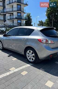 Хэтчбек Mazda 3 2009 в 