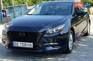 Седан Mazda 3 2015 в 