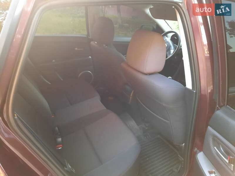 Хэтчбек Mazda 3 2008 в Мукачево