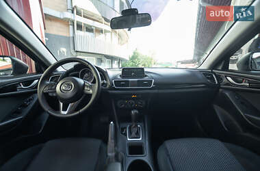 Седан Mazda 3 2013 в 