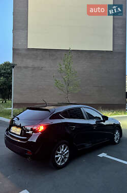 Хетчбек Mazda 3 2016 в 