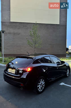 Mazda 3 2016