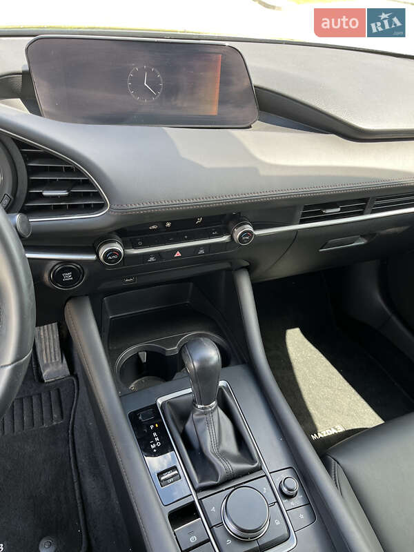 Седан Mazda 3 2021 в Львове