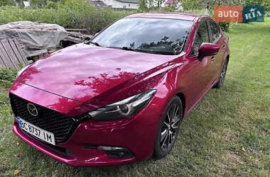 Седан Mazda 3 2018 в 