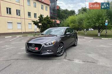 Седан Mazda 3 2018 в Запоріжжі