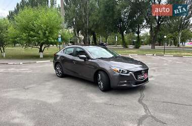 Седан Mazda 3 2018 в 