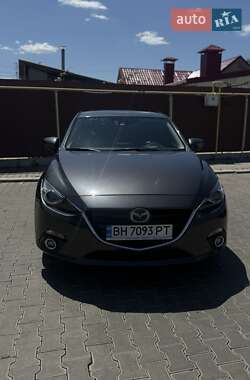 Mazda 3 2015