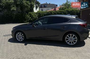 Хэтчбек Mazda 3 2015 в 