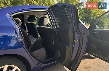 Седан Mazda 3 2013 в 