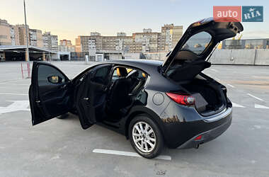 Хэтчбек Mazda 3 2014 в 