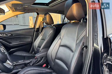 Хэтчбек Mazda 3 2014 в 