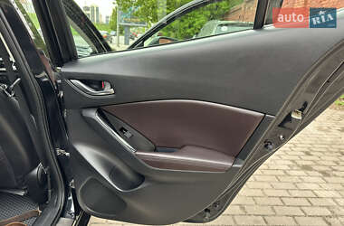 Седан Mazda 3 2018 в 