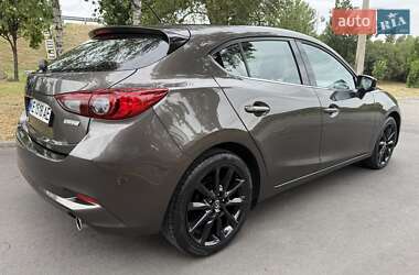 Хэтчбек Mazda 3 2017 в 
