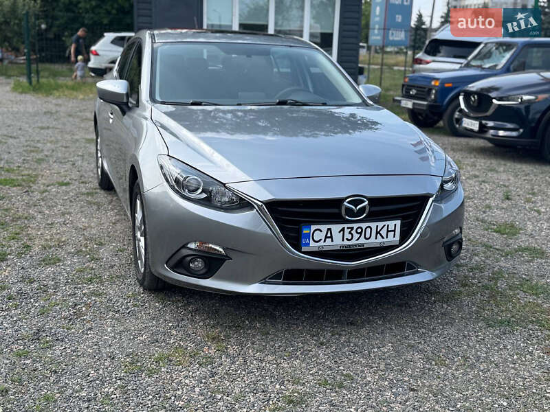 Mazda 3 2016