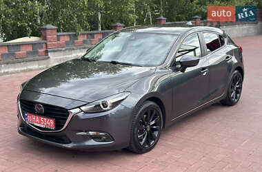 Хетчбек Mazda 3 2017 в Рівному