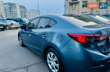 Mazda 3 2016