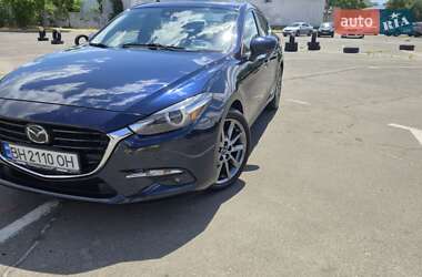 Mazda 3 2018