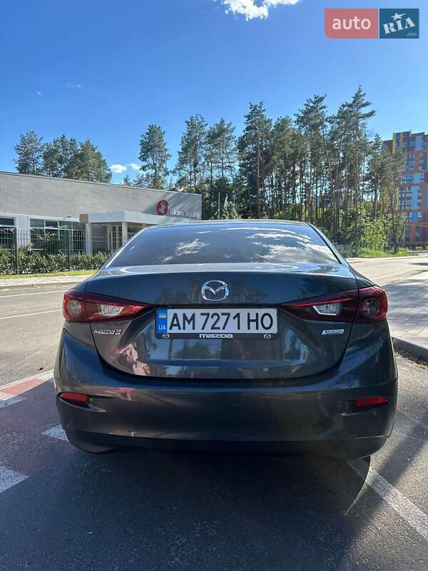 Седан Mazda 3 2016 в Житомире