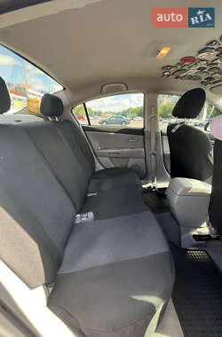 Седан Mazda 3 2004 в Березанці