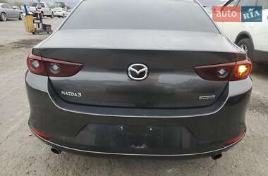 Седан Mazda 3 2022 в 