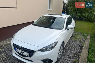 Седан Mazda 3 2015 в 