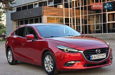 Седан Mazda 3 2016 в 