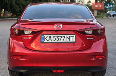 Седан Mazda 3 2016 в 