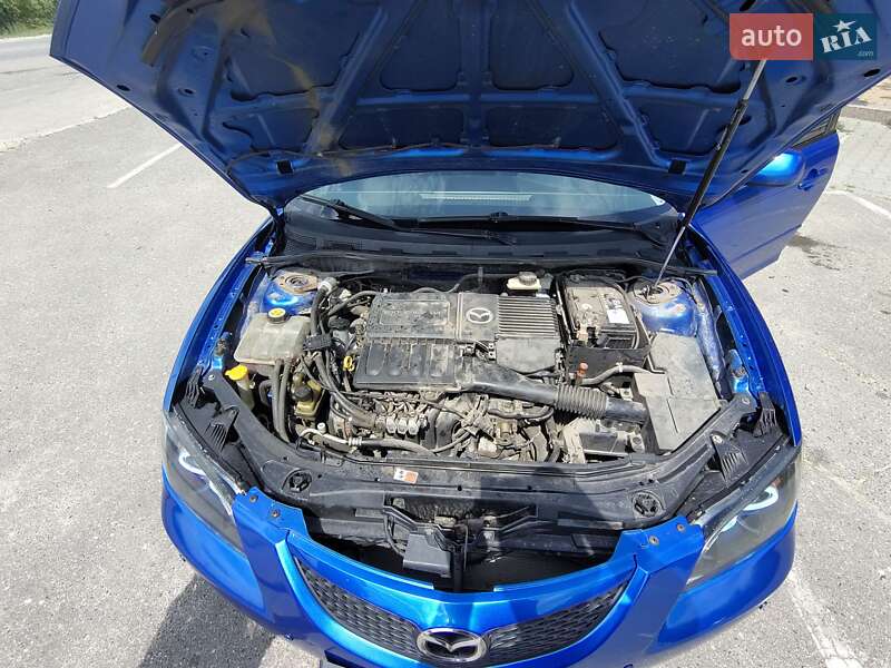 Седан Mazda 3 2005 в Харкові