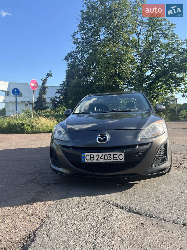 Седан Mazda 3 2009 в Чернигове