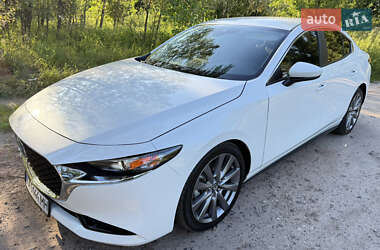 Седан Mazda 3 2019 в Киеве