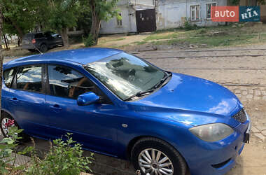 Хэтчбек Mazda 3 2004 в Николаеве