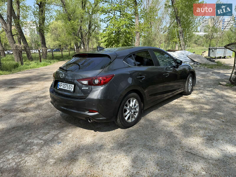 Хетчбек Mazda 3 2017 в Запоріжжі