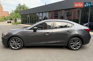 Седан Mazda 3 2015 в 