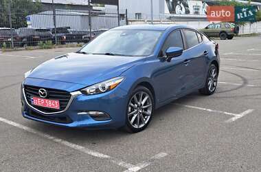 Седан Mazda 3 2017 в Киеве