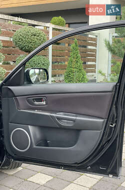 Хэтчбек Mazda 3 2007 в 