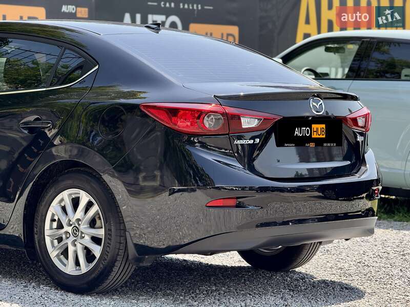 Седан Mazda 3 2014 в Харькове