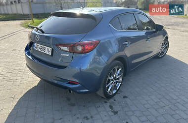 Хэтчбек Mazda 3 2018 в 