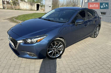 Хэтчбек Mazda 3 2018 в 