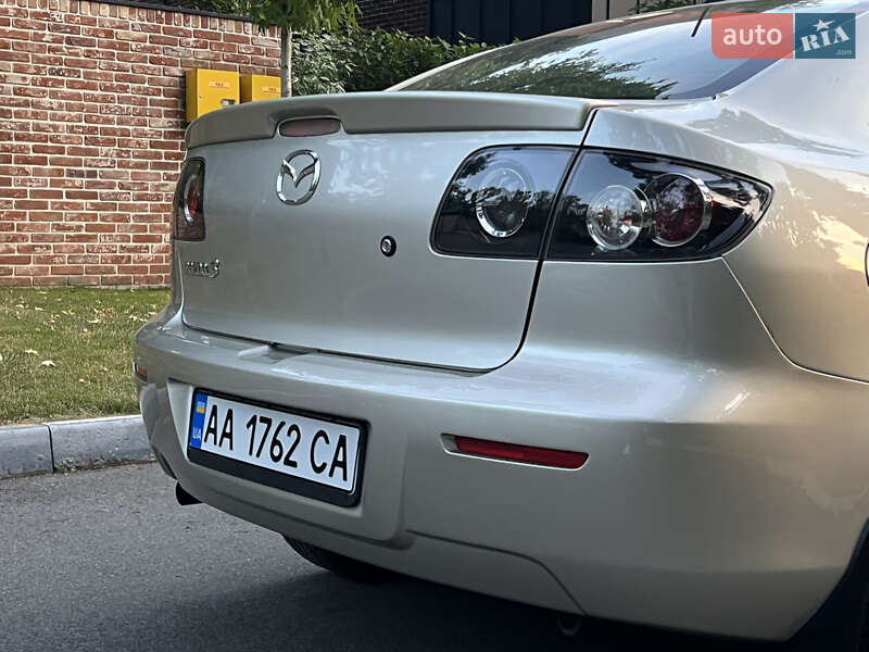 Седан Mazda 3 2007 в Києві