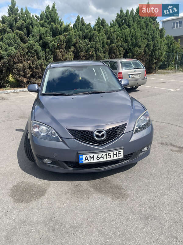 Хэтчбек Mazda 3 2007 в 