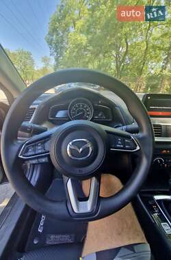 Седан Mazda 3 2018 в 