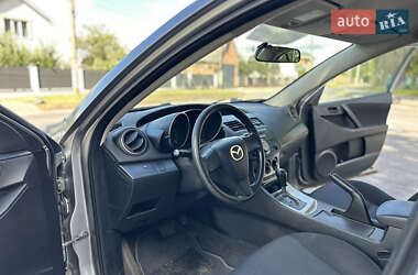 Седан Mazda 3 2010 в 