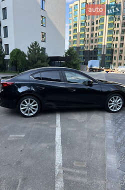 Седан Mazda 3 2017 в 