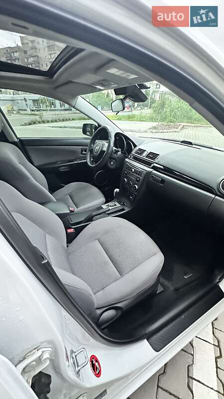 Седан Mazda 3 2007 в Хмельницком