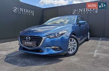 Седан Mazda 3 2017 в Львове